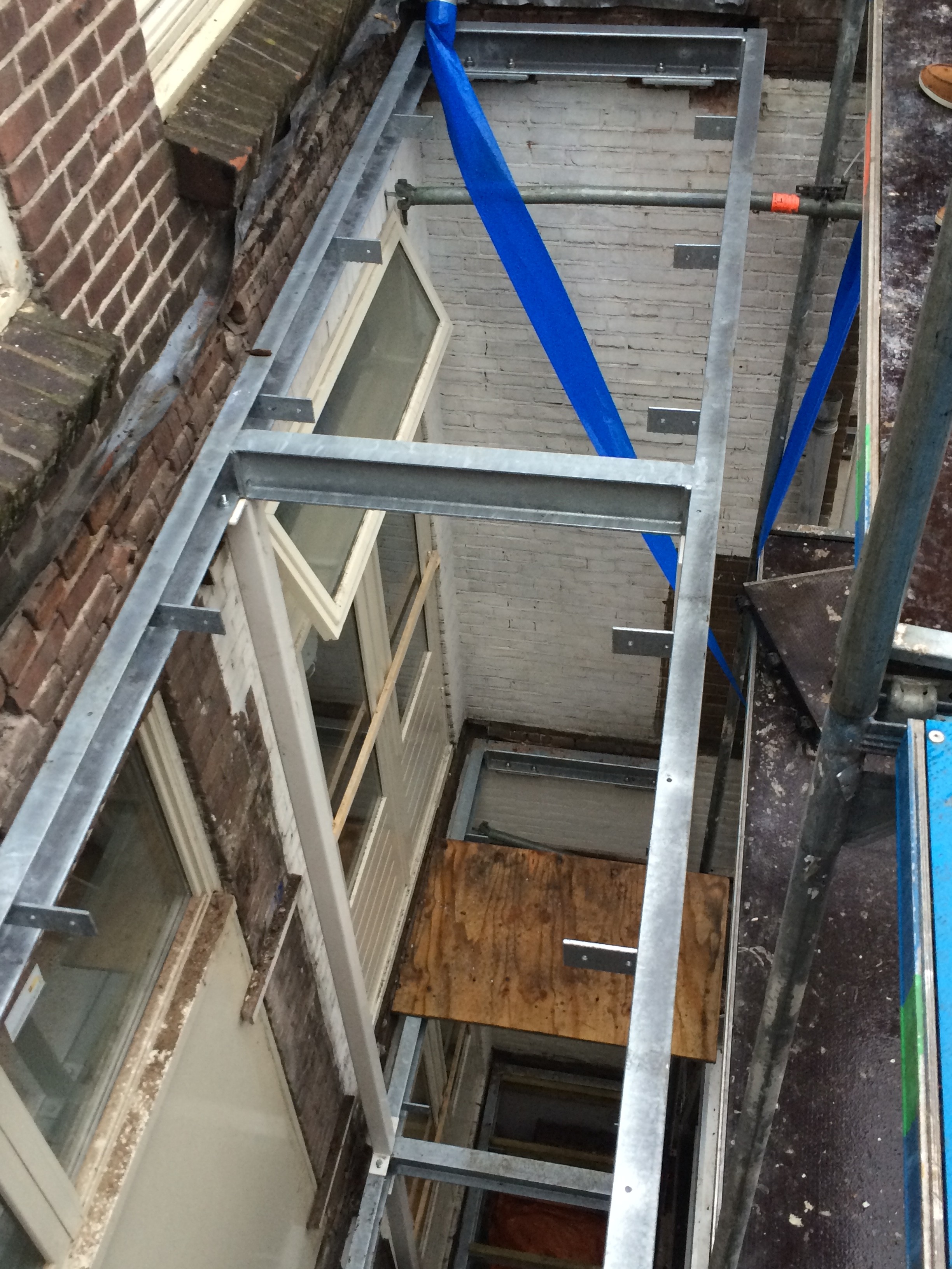 BKT_Ymere_amsterdam_vechtstraat_balkon_renovatie_schilderwerk_houtrot_planmatig_onderhoud_02.jpg